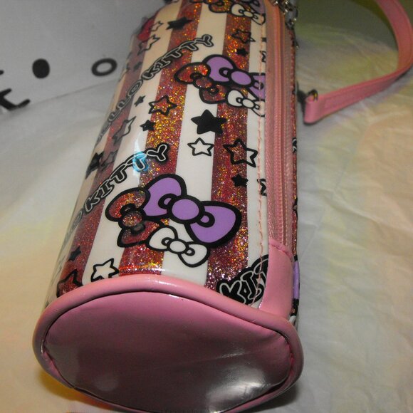 Beverage Bottle Cooler Hello Kitty with Strap - Picture 9 of 13